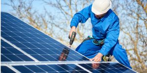 Installation Maintenance Panneaux Solaires Photovoltaïques à Valcanville